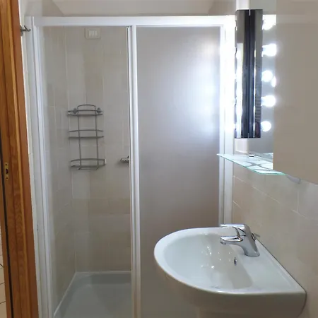 La Verbanella Apartment *
